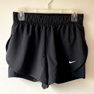 Women’s 2-in-1 Running Shorts
